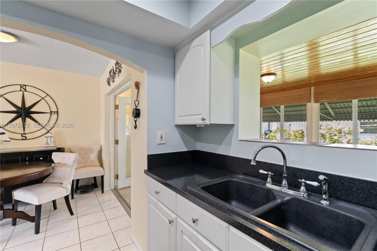 5713 NW 68th Ter, Tamarac, FL 33321 Photo