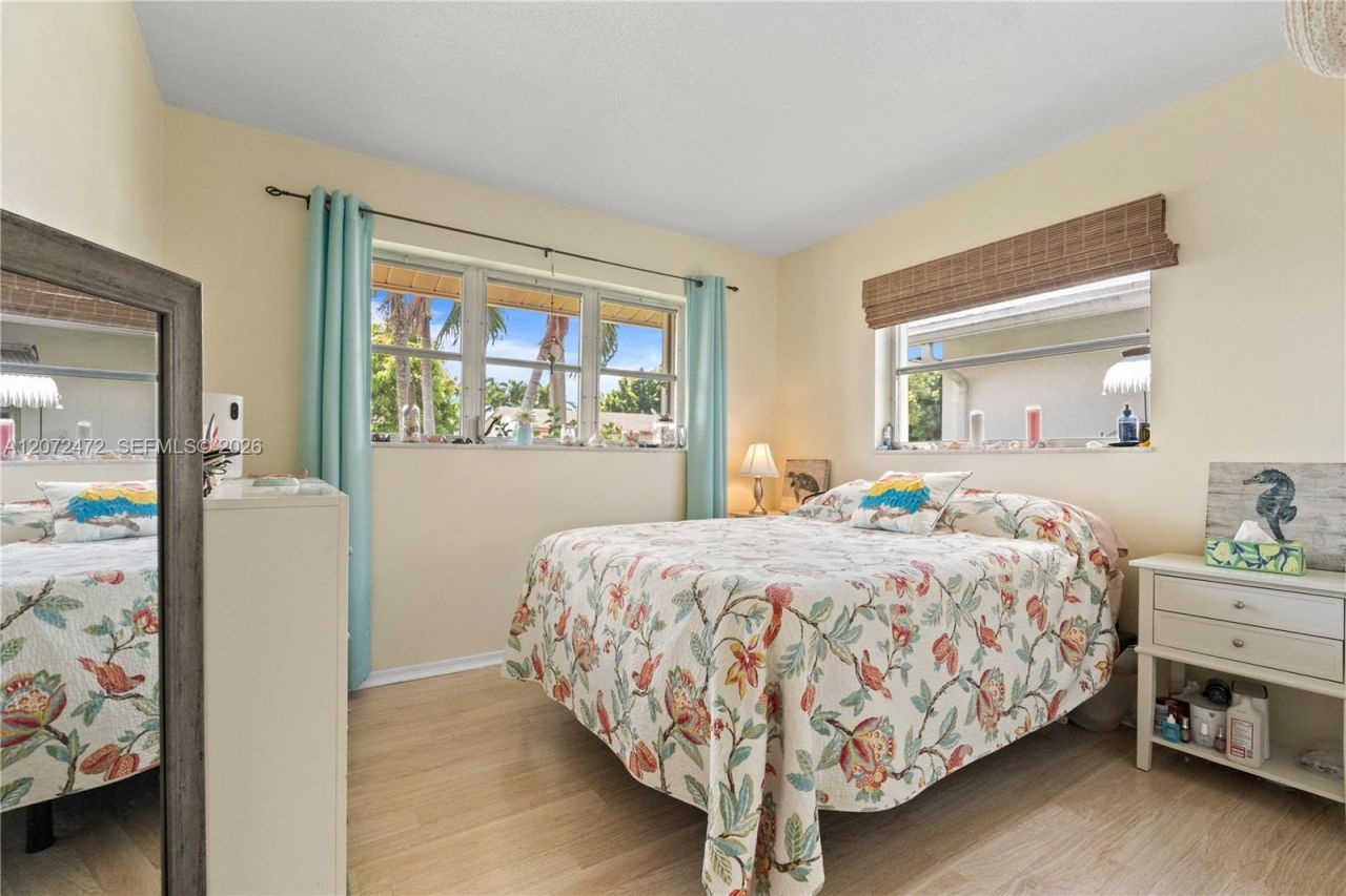 5713 NW 68th Ter, Tamarac, FL 33321 Photo