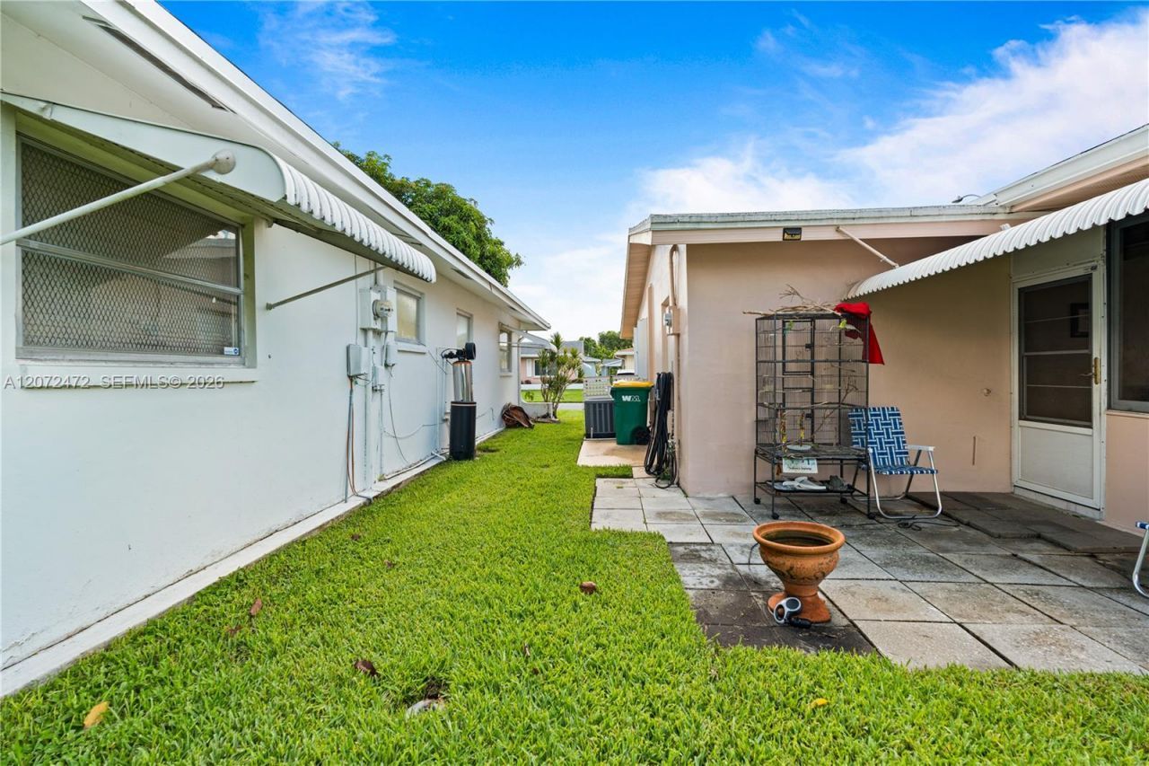 5713 NW 68th Ter, Tamarac, FL 33321 Photo