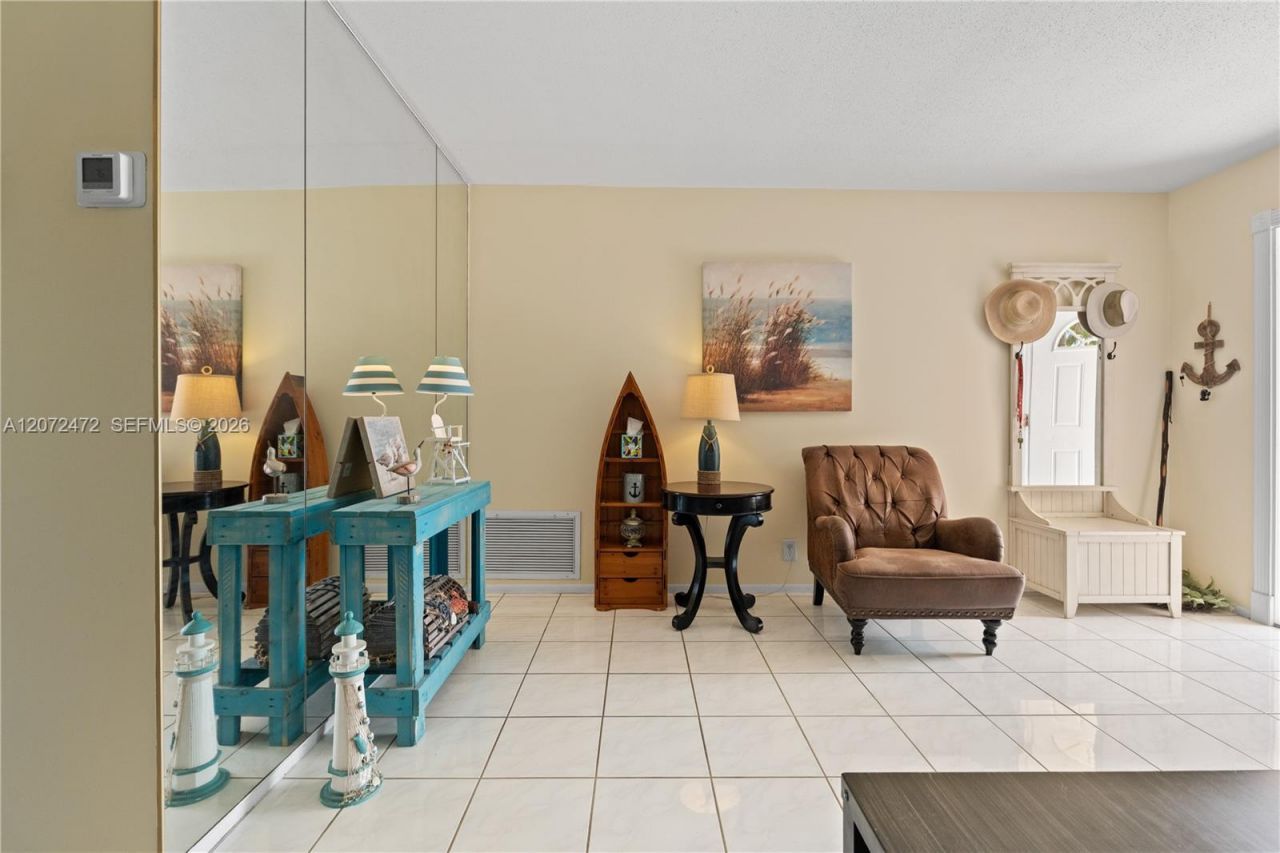 5713 NW 68th Ter, Tamarac, FL 33321 Photo