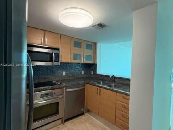 2101 Brickell Ave , Unit 1109, Miami, FL 33129