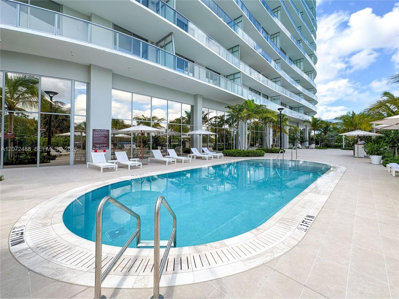 2411 Laguna Circle , Unit 809, North Miami, FL 33181 Photo