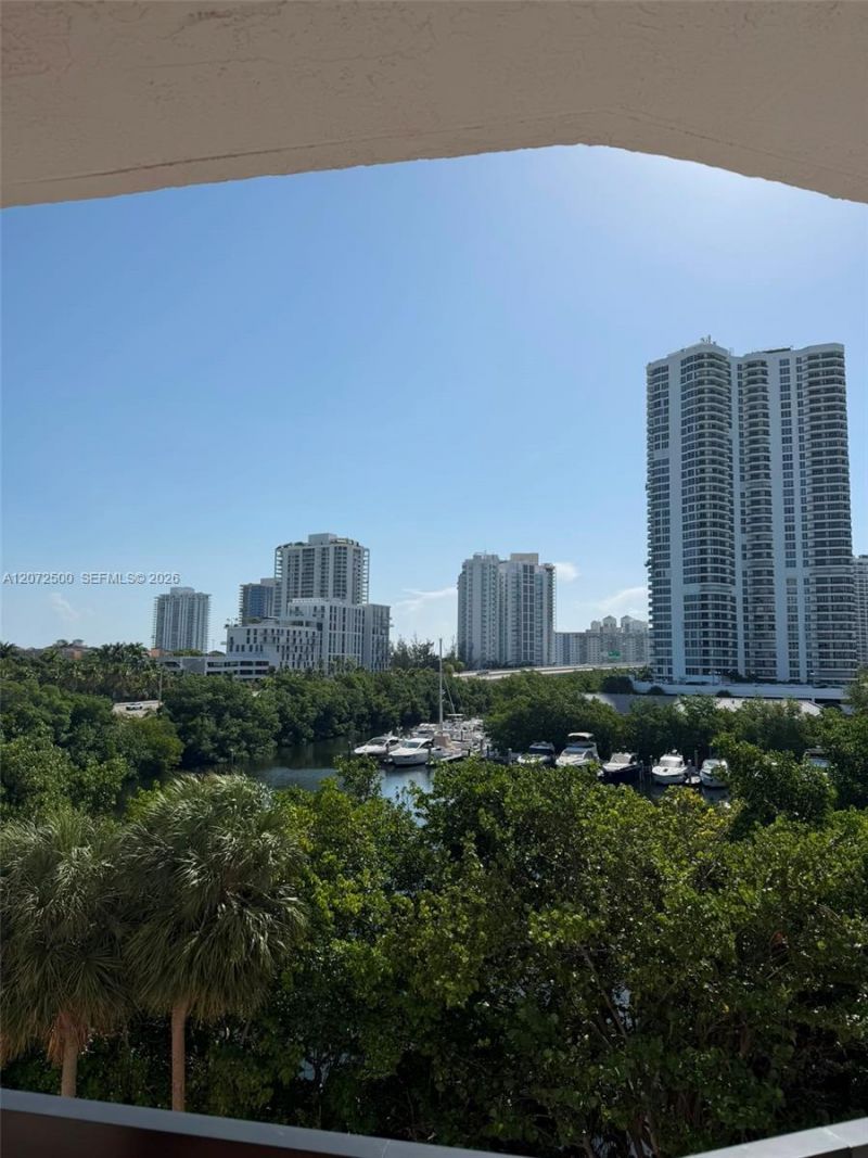 3400 NE 192nd St , Unit 511, Aventura, FL 33180 Photo