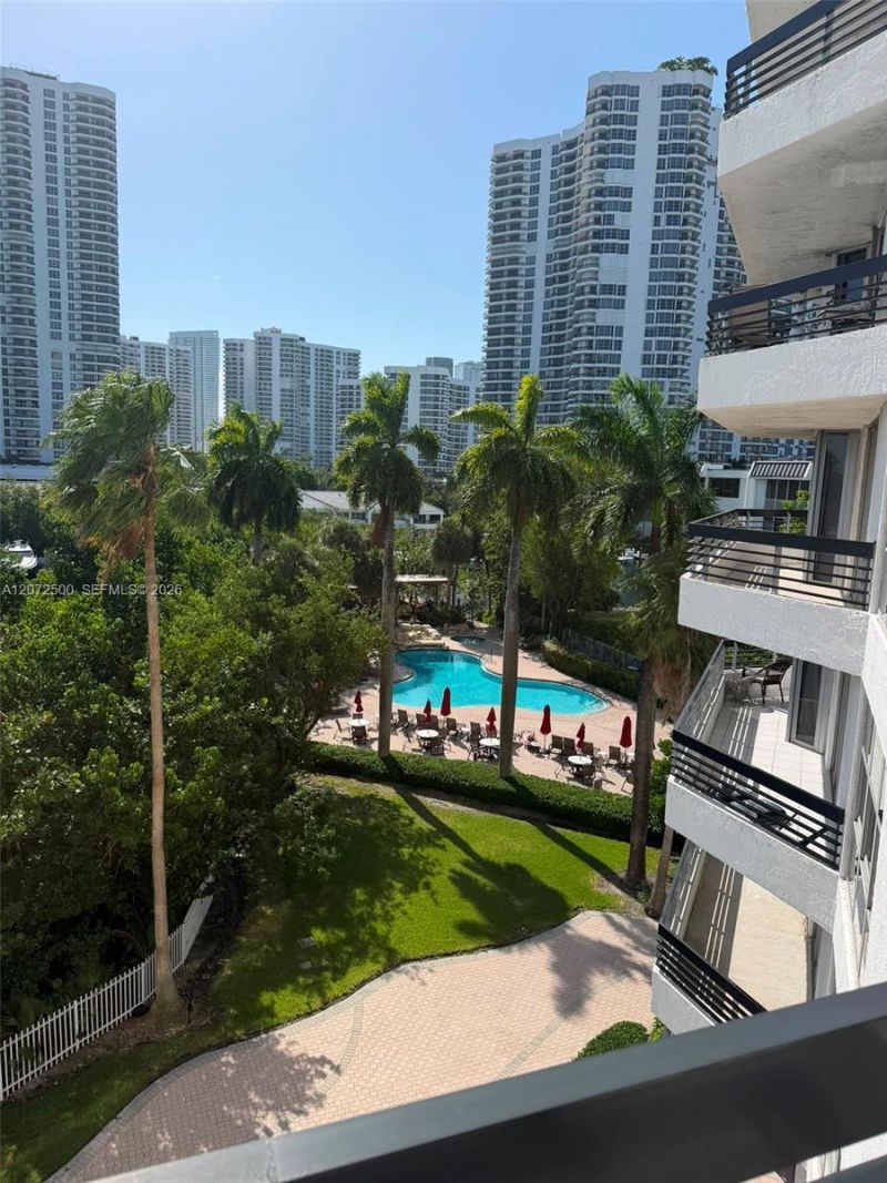 3400 NE 192nd St , Unit 511, Aventura, FL 33180 Photo