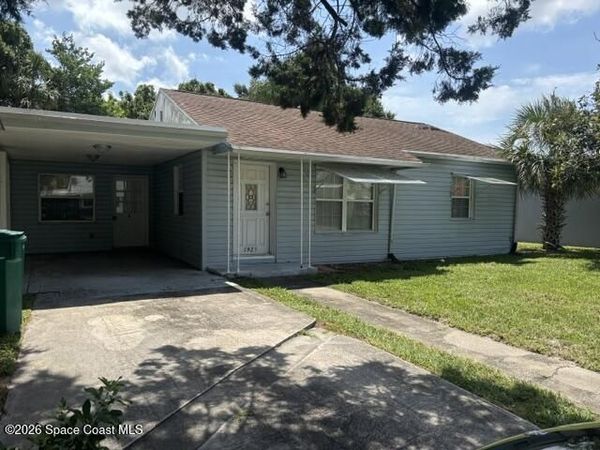 1925 Elizabeth Street , Melbourne, FL 32901