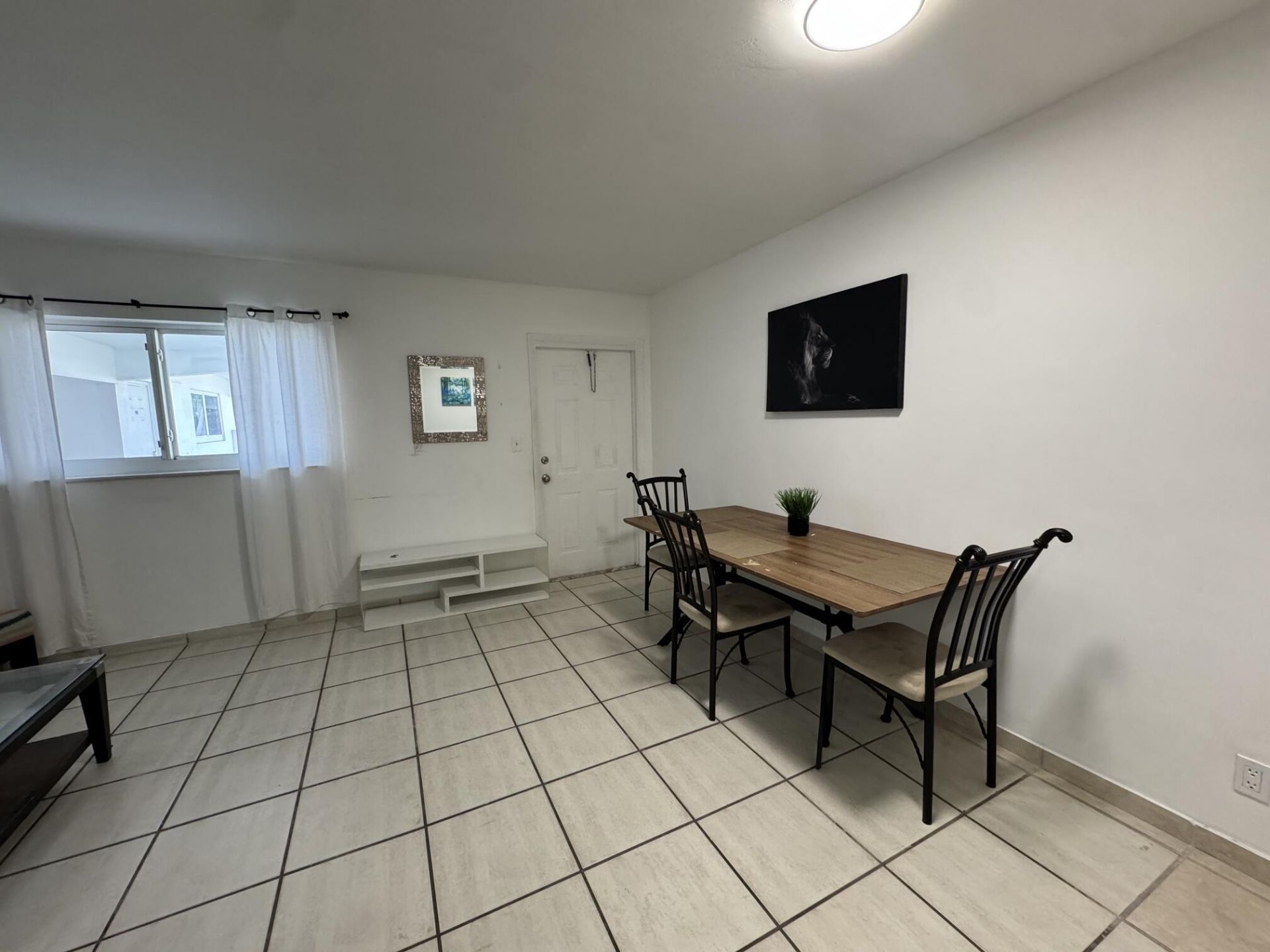 811 SE 16th Street, Unit 106, Fort Lauderdale, FL 33316 Photo