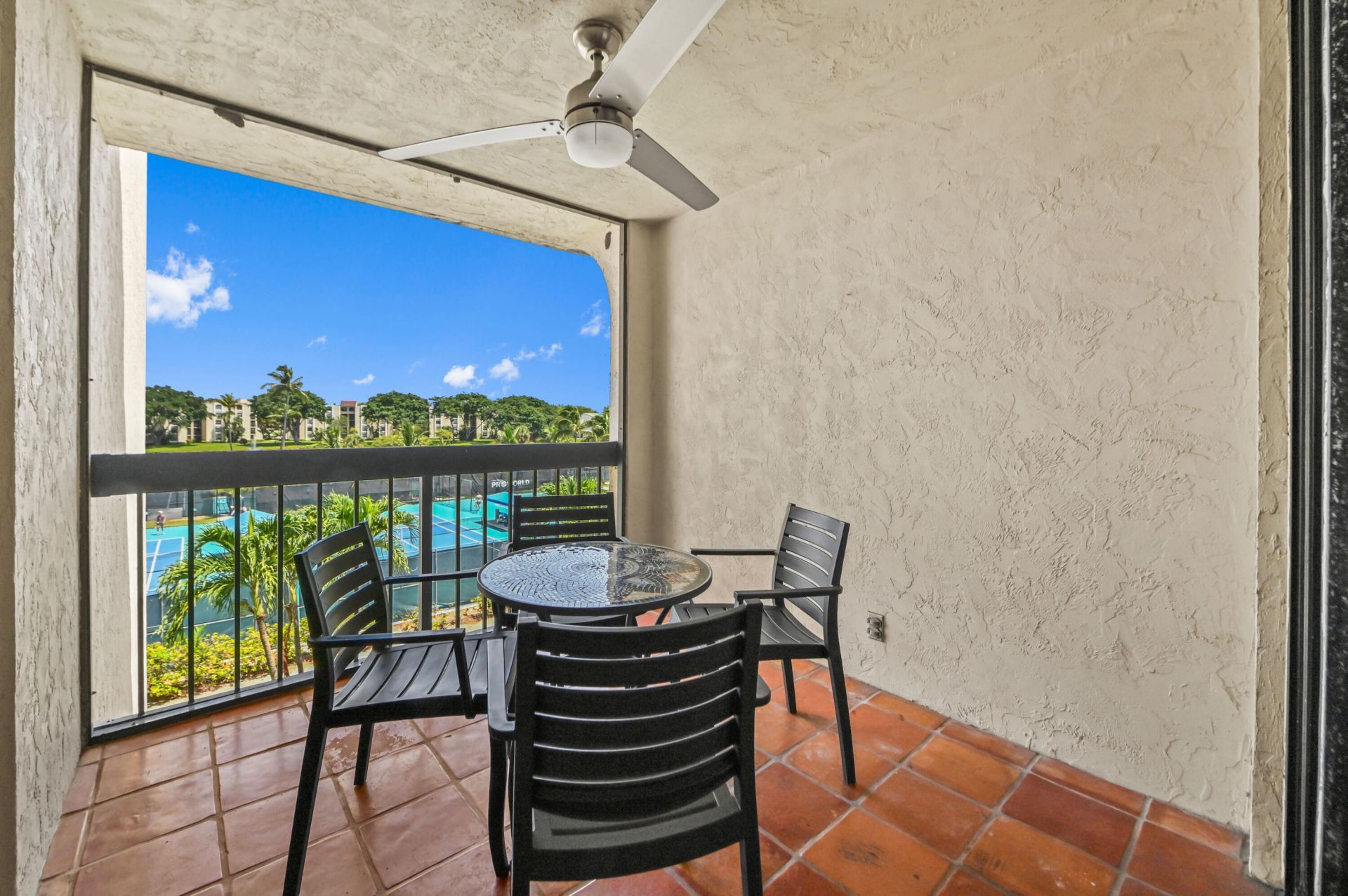 955 Egret Circle, Unit 408, Delray Beach, FL 33444 Photo