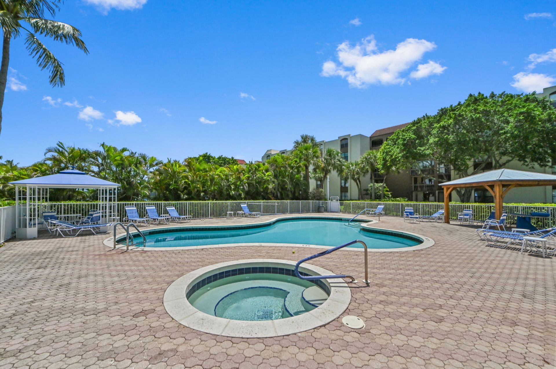955 Egret Circle, Unit 408, Delray Beach, FL 33444 Photo