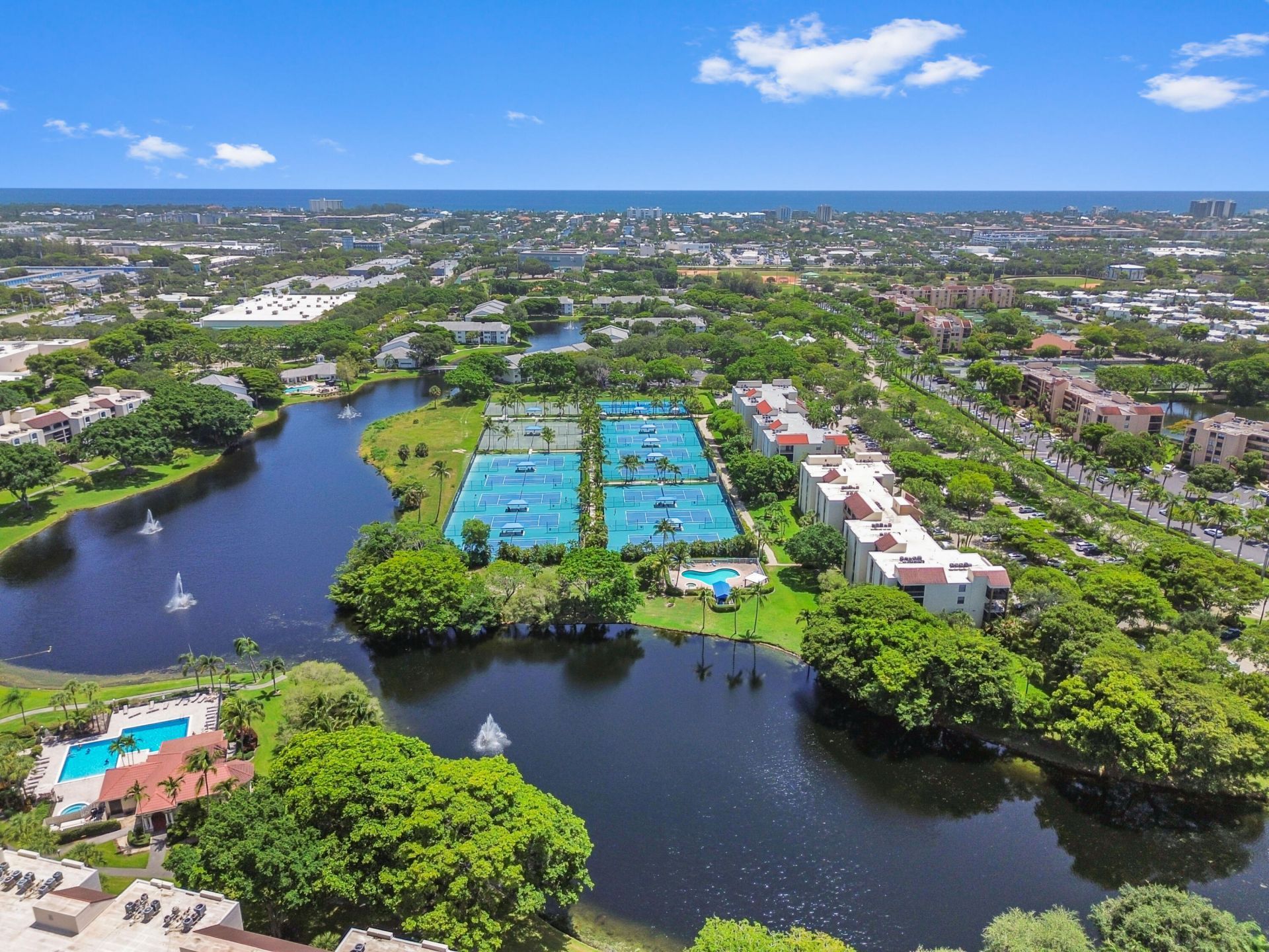 955 Egret Circle, Unit 408, Delray Beach, FL 33444 Photo