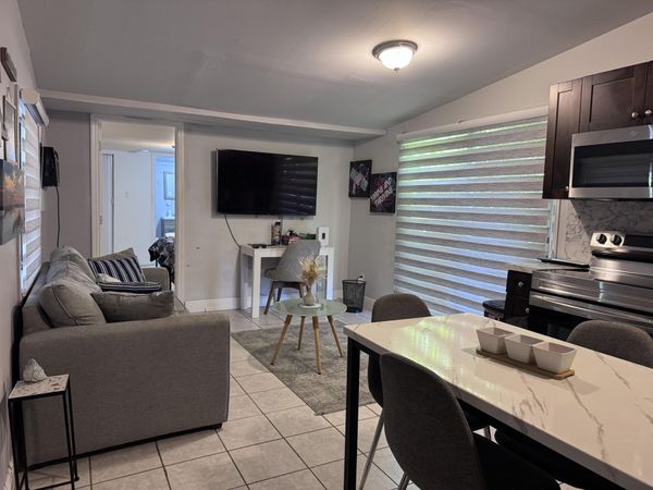 18 Rose Place, KEY LARGO, FL 33037