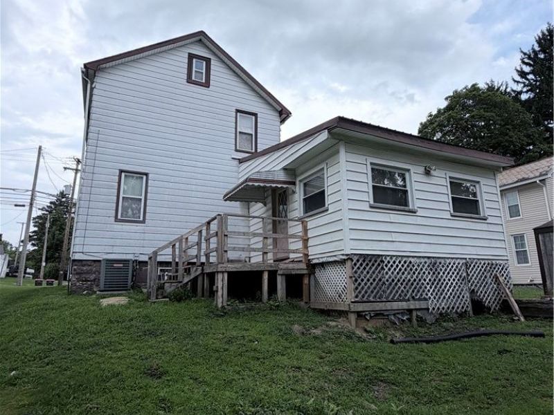 796 Newgarden Avenue , Salem, OH 44460 Photo 4