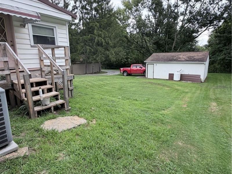 796 Newgarden Avenue , Salem, OH 44460 Photo 5