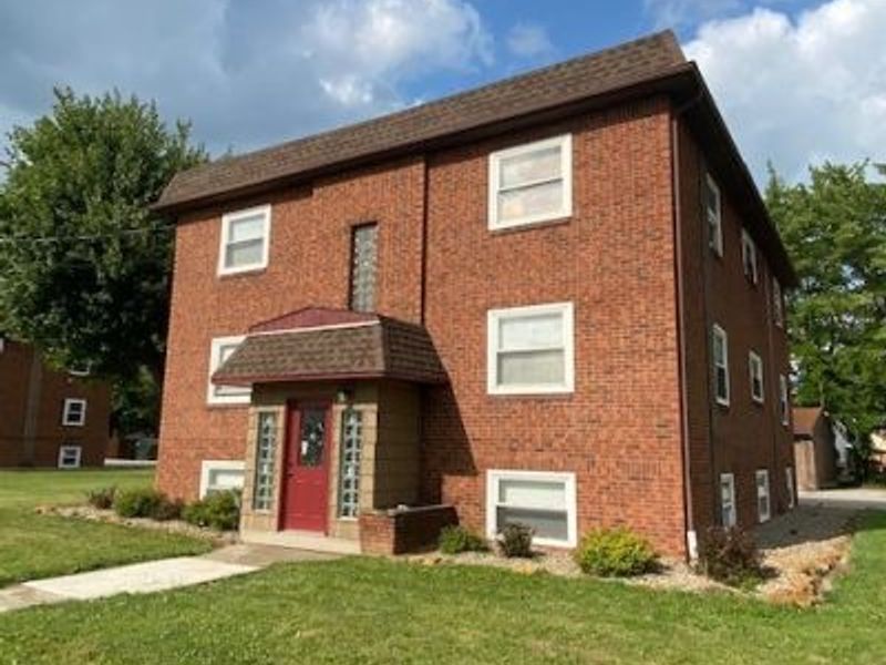 1810 Mahoning Avenue NW, Unit 1, Warren, OH 44483 Photo 2