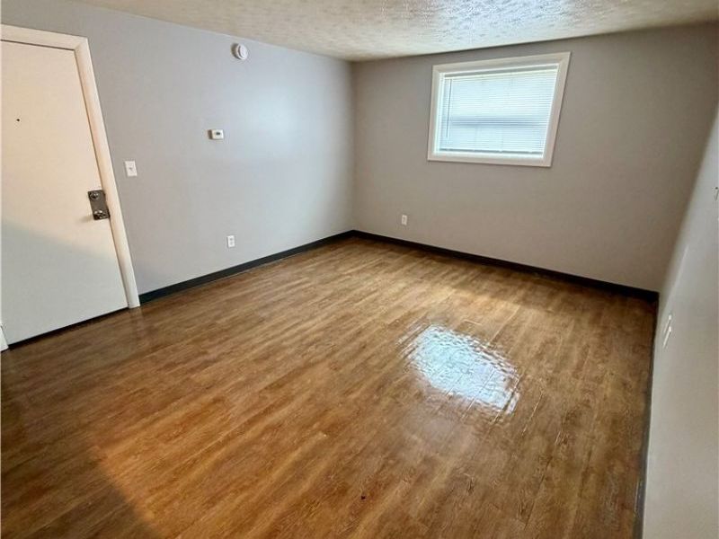 1810 Mahoning Avenue NW, Unit 1, Warren, OH 44483 Photo 6