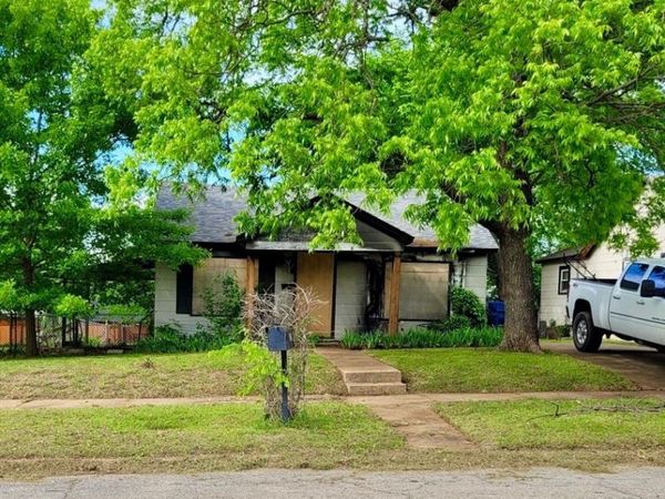 125 E Munson Street, Denison, TX 75021