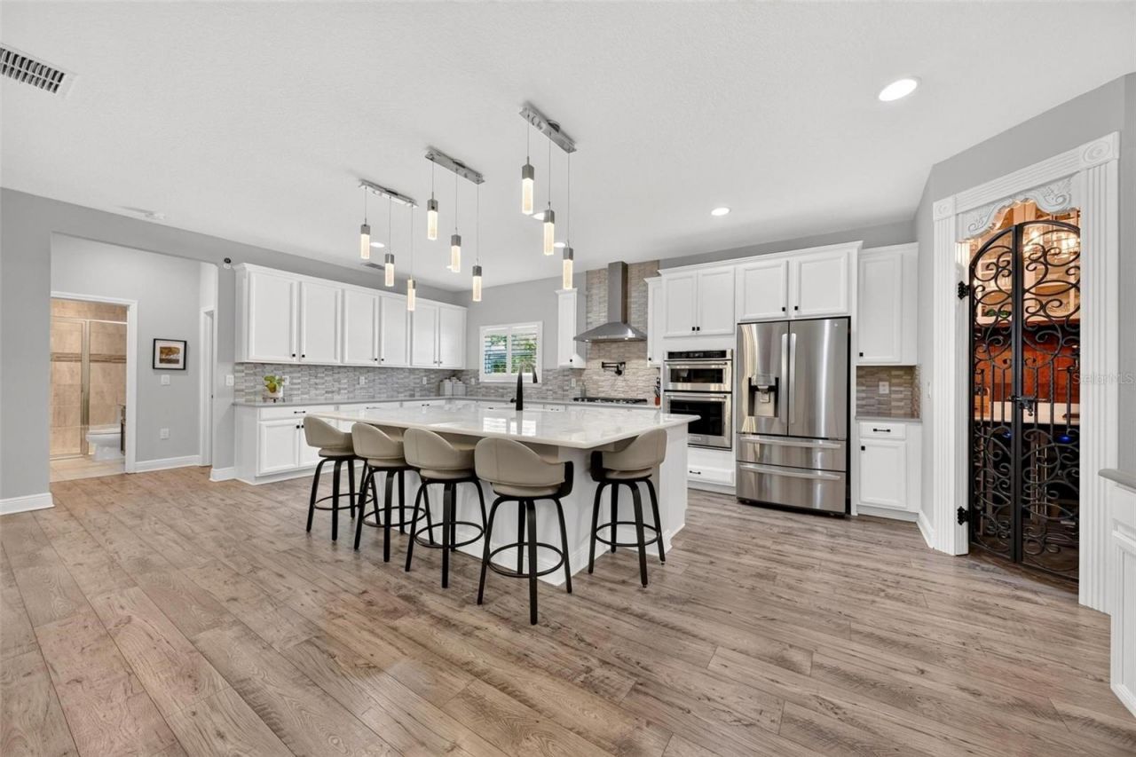 480 Avila Place , Howey in the Hills, FL 34737 Photo