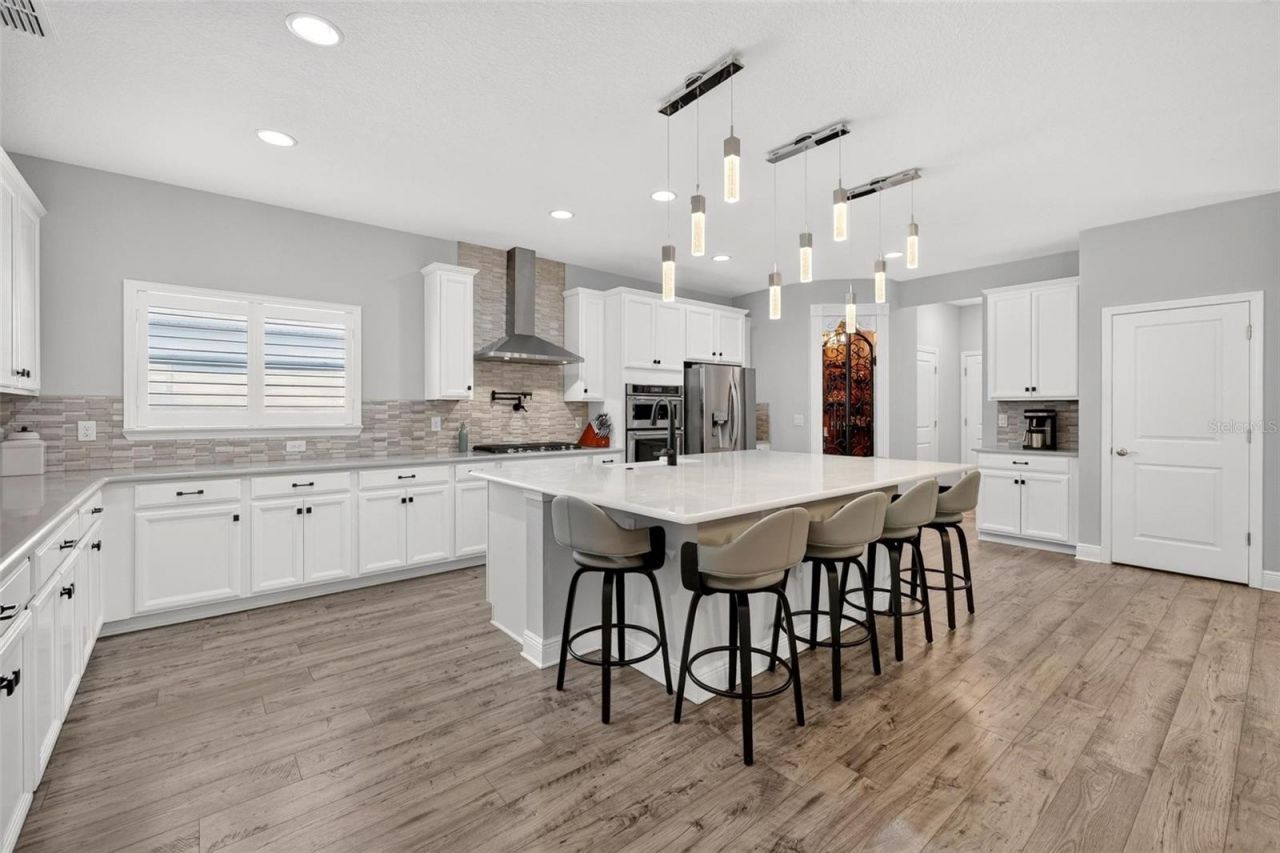480 Avila Place , Howey in the Hills, FL 34737 Photo