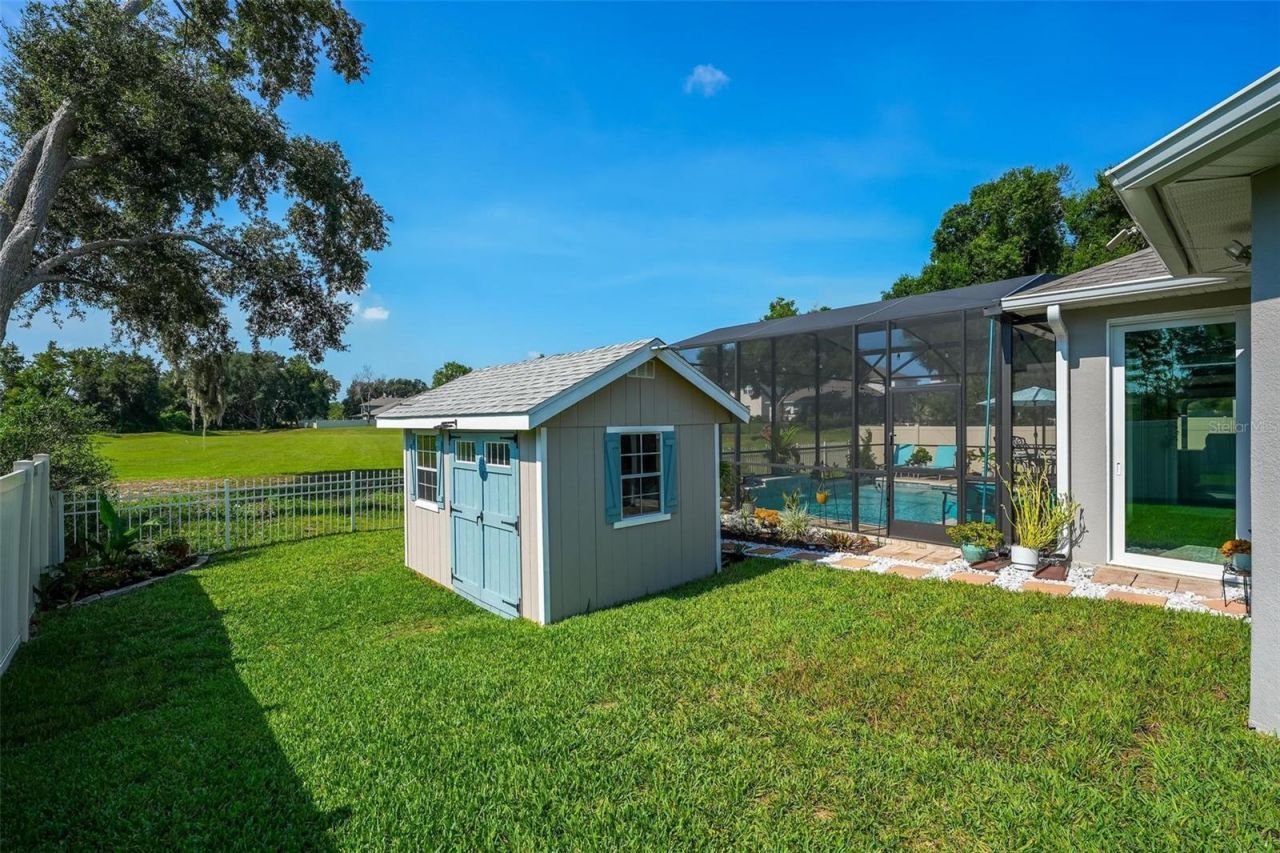 480 Avila Place , Howey in the Hills, FL 34737 Photo