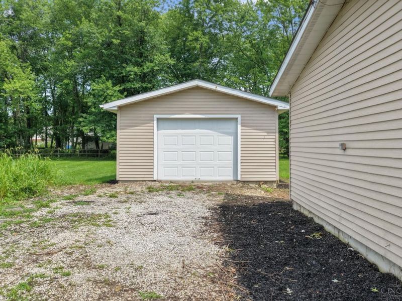 3417 Cole Road, Amelia, OH 45102 Photo 4