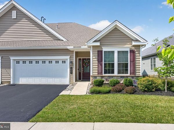 3880 VICTORS WAY , EASTON, PA 18045