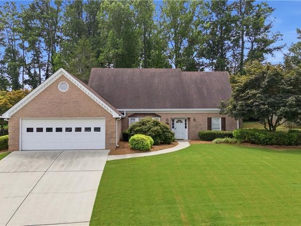 345 N Farm Drive , Alpharetta, GA 30004