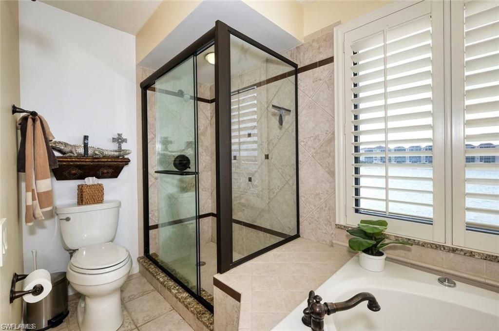 334 La Peninsula Blvd, Unit 334, Naples, FL 34113 Photo