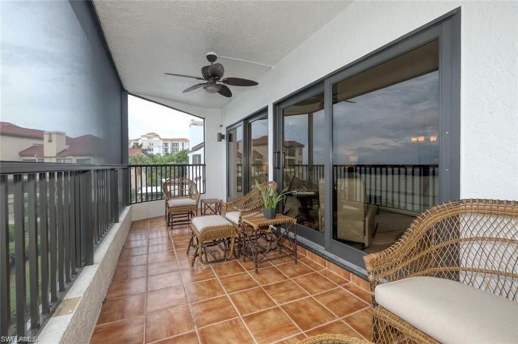 334 La Peninsula Blvd, Unit 334, Naples, FL 34113 Photo