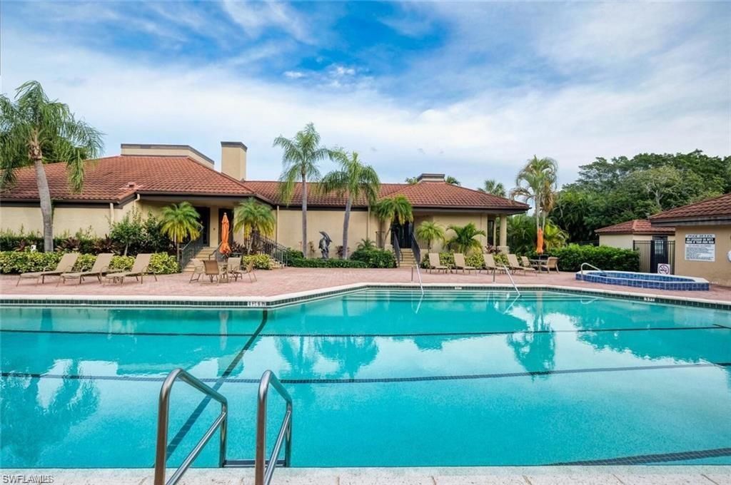 334 La Peninsula Blvd, Unit 334, Naples, FL 34113 Photo