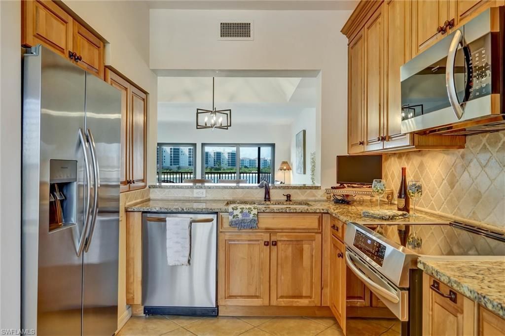 334 La Peninsula Blvd, Unit 334, Naples, FL 34113 Photo