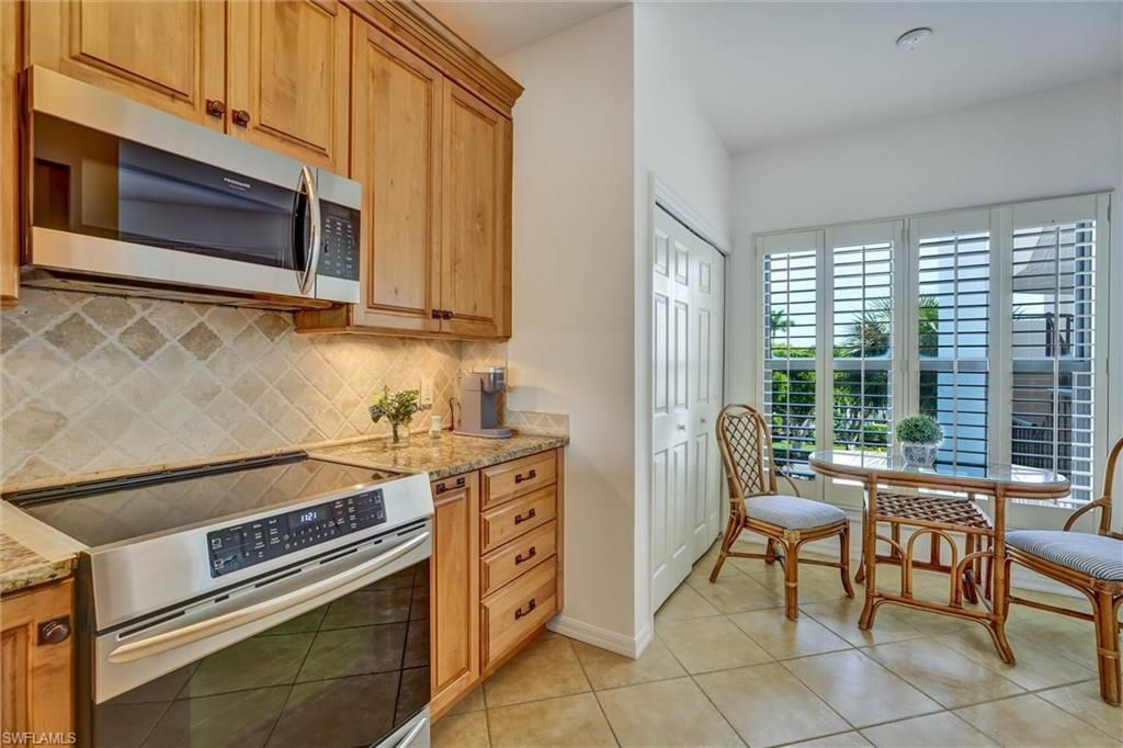 334 La Peninsula Blvd, Unit 334, Naples, FL 34113 Photo
