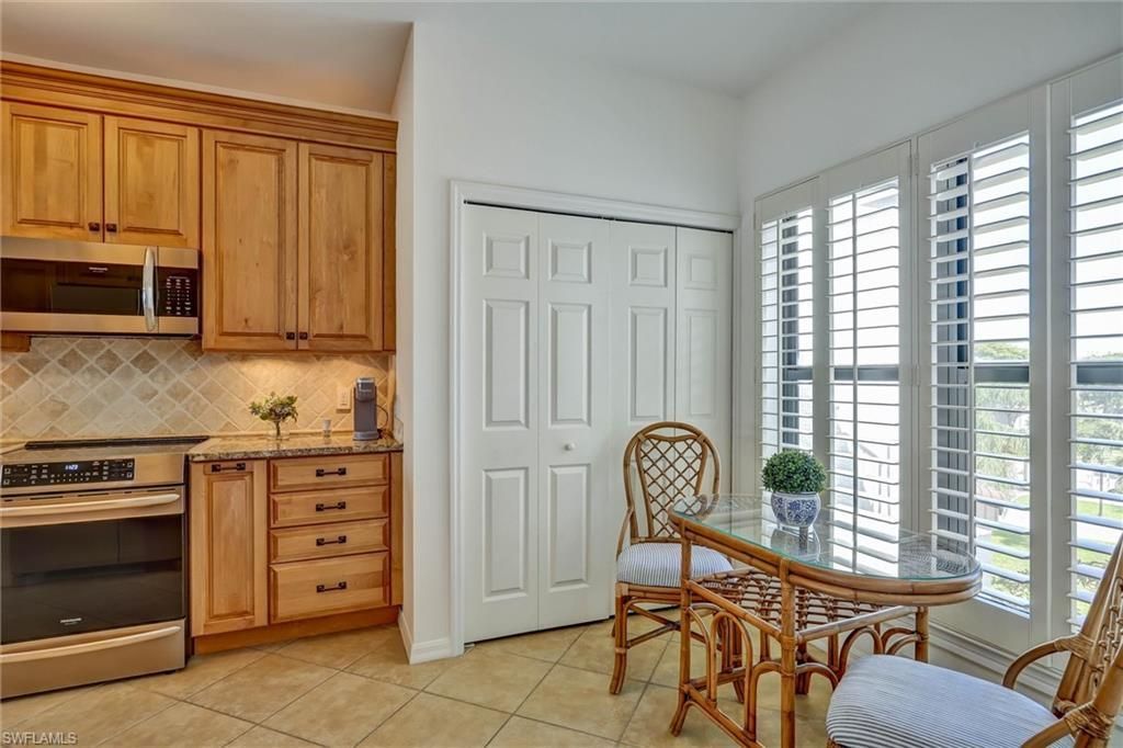 334 La Peninsula Blvd, Unit 334, Naples, FL 34113 Photo