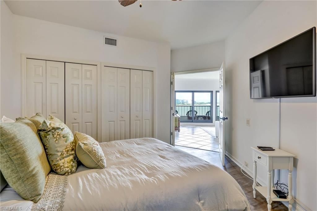 334 La Peninsula Blvd, Unit 334, Naples, FL 34113 Photo