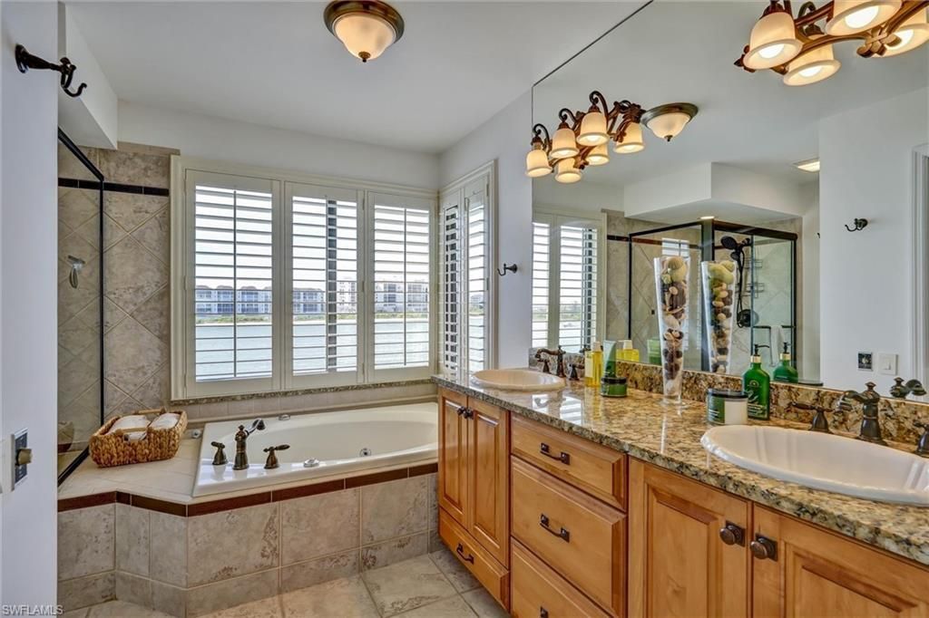334 La Peninsula Blvd, Unit 334, Naples, FL 34113 Photo
