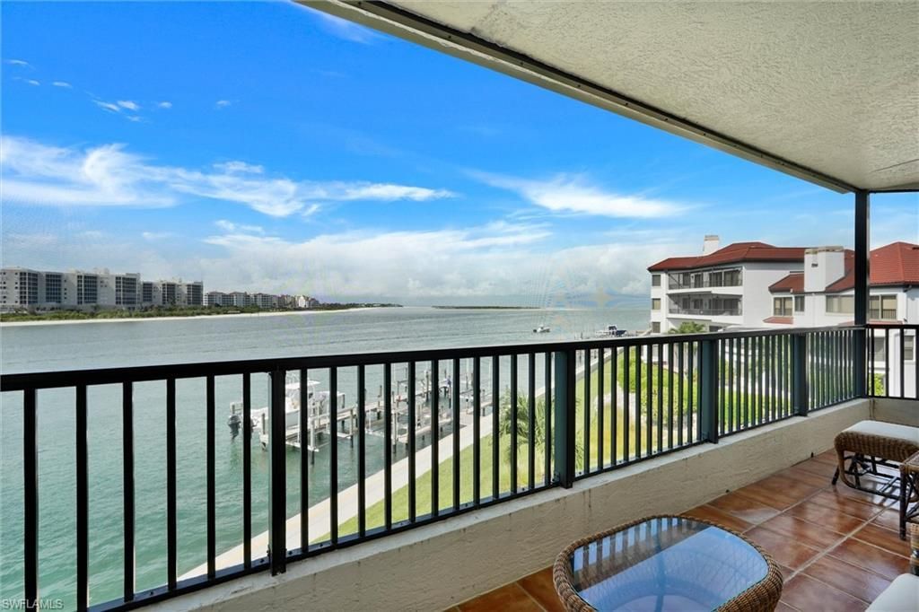 334 La Peninsula Blvd, Unit 334, Naples, FL 34113 Photo