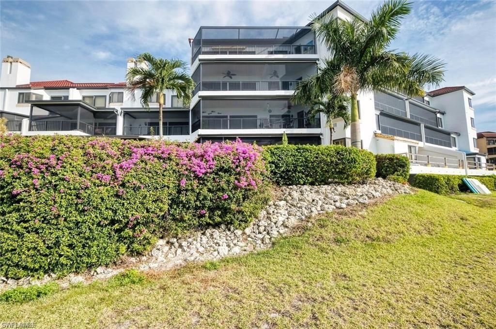 334 La Peninsula Blvd, Unit 334, Naples, FL 34113 Photo