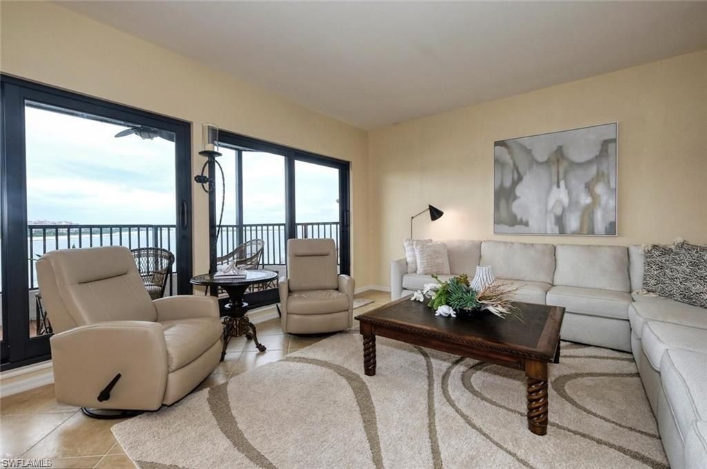 334 La Peninsula Blvd, Unit 334, Naples, FL 34113 Photo