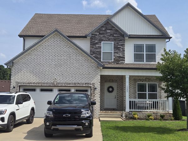 1225 Forsythia Ct, Clarksville, TN 37043