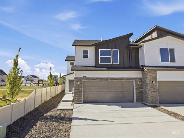 10793 Greensboro St, Caldwell, ID 83605