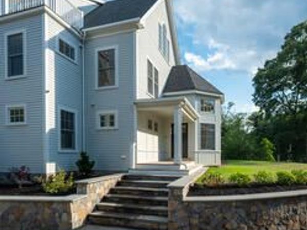 114 Old Jail Lane, Barnstable, MA 02630