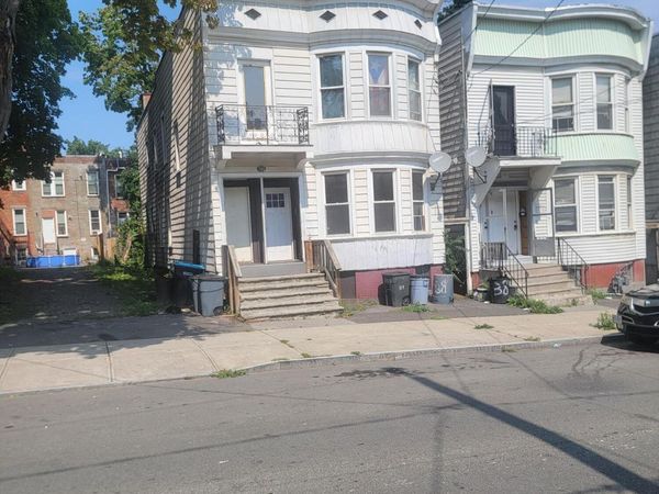 385 Orange Street, Albany, NY 12206