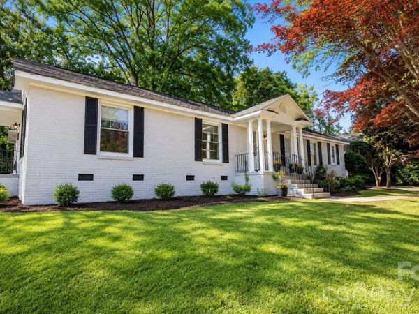 6610 Woodstream Drive , Charlotte, NC 28210