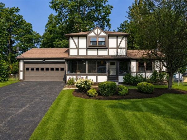 124 Grandview Lane, Rochester, NY 14612