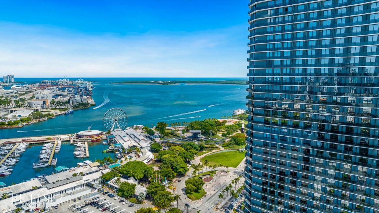 398 NE 5th St , Unit 1911, Miami, FL 33132 Photo