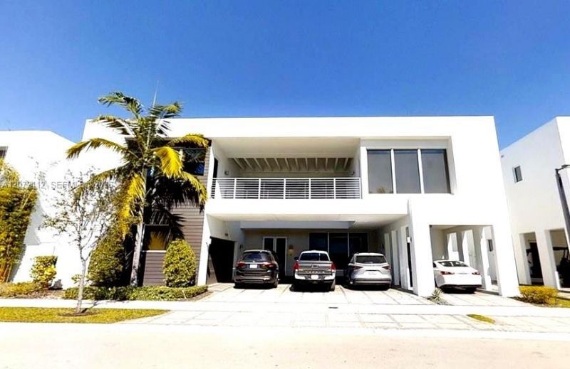 10229 NW 74th Ter , Doral, FL 33178 Photo
