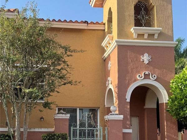 Unit 2007, Pembroke Pines, FL 33025