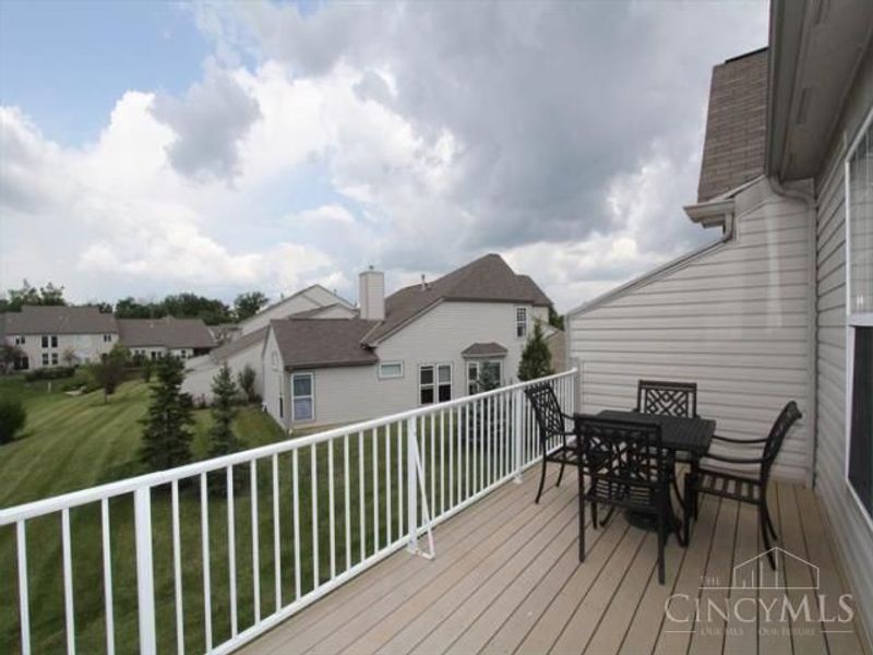 6266 Lake Front, Mason, OH 45040 Photo 3