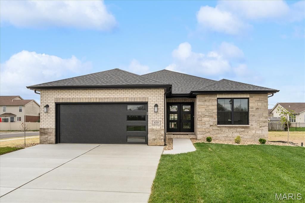 4225 Timber Brook Ct, Swansea, IL 62226 Main Photo