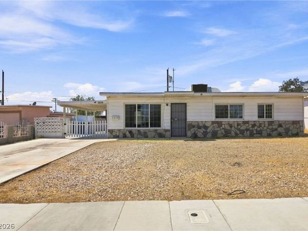 1315 Oakwood Avenue, North Las Vegas, NV 89030