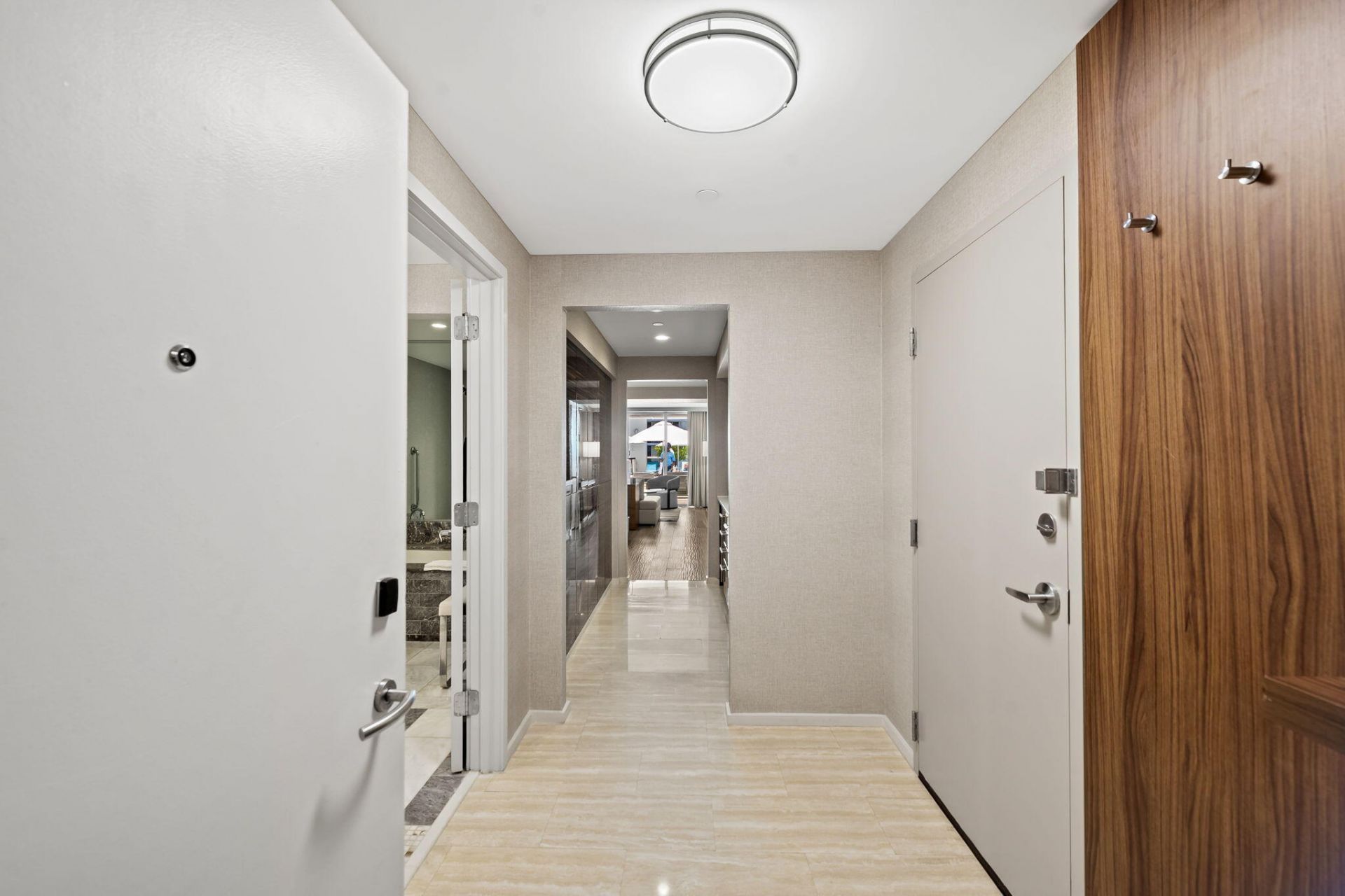 551 N Fort Lauderdale Beach Boulevard, Unit H1011, Fort Lauderdale, FL 33304 Photo