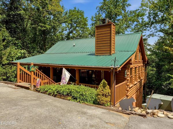 919 Deer Run Way, Sevierville, TN 37862